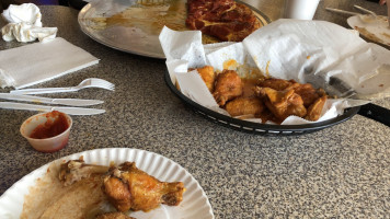 Big Fella's Pizza Deli Wings food