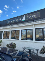 Sea Street Cafe' outside