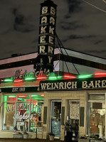 Weinrich's Bakery Willow Grove, Pa outside