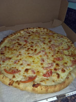 Homestyle Pizza food