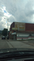 Defelice Bros Pizza Martins Ferry outside