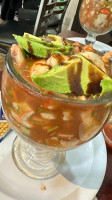 Mariscos Y Taqueria El Capitan food