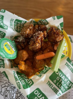 Quaker Steak Lube food