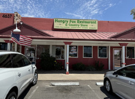 The Hungry Fox Country Store outside