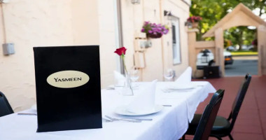 Yasmeen Mediterranean Cuisine food