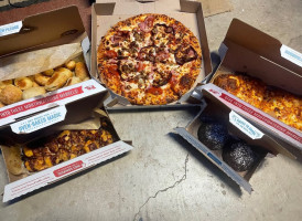 Domino's Pizza food