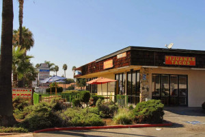 Tijuana's Tacos outside