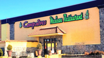 Compadres Mexican outside