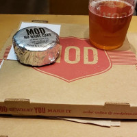 Mod Pizza food