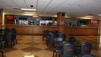 Vickar's Concessions inside