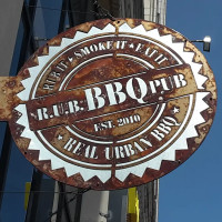 RUB BBQ Pub Detroit inside