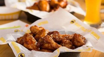 Buffalo Wild Wings New Rochelle food