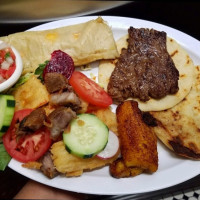 Cantarito Salvadorian food