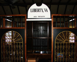 Olde Liberty Station inside