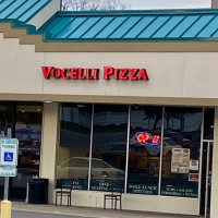 Vocelli Pizza outside