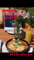 Dewolf Tavern food