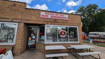 Johnson's Bacon Egg Cafe outside