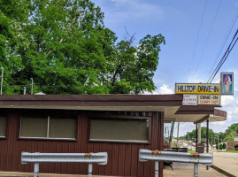 Hilltop Drive-in inside