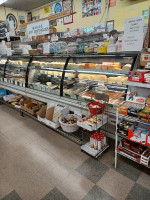 Mario's Italian Deli Market food