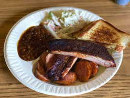 Uncle Henry's Smokehouse Bbq outside