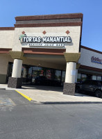 Tortas Manantial outside