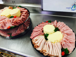 Teresa's Deli Catering Lakeshore food