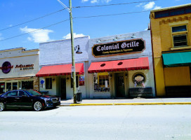 Colonial Grille And Taproom In Irw outside