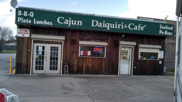 Cajun Daiquiri Cafe outside