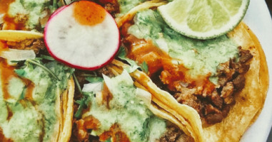 Taco Perfectos food