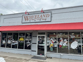 Waveland Cafe In Des Mo outside