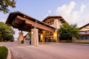 Lied Lodge Conference Center outside