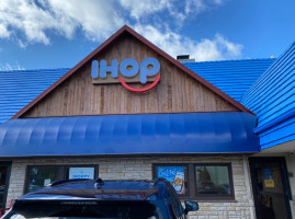 Ihop outside