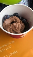 Menchie's Frozen Yogurt food