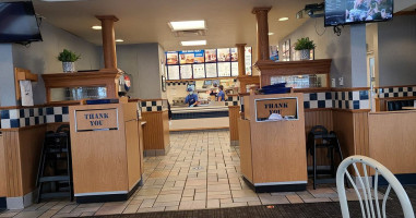 Culver’s inside