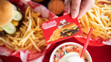 Freddy's Frozen Custard Steakburgers food