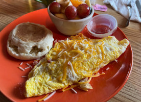 Lake Holcombe Cafe food