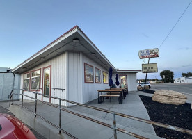 Patio Diner outside