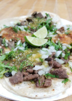 Taqueria El Farolito food