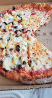 Popa Jim's Pizza food