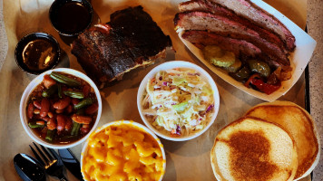 Mason Dixon Bbq Co. food