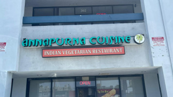 Annapurna Cuisine inside