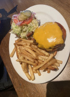 Rusty Bucket And Tavern food