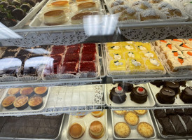 Calandra's Bakery food