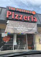 The Piespace Pizzeria food