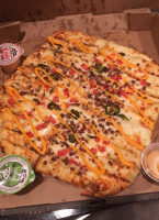 Toppers Pizza food