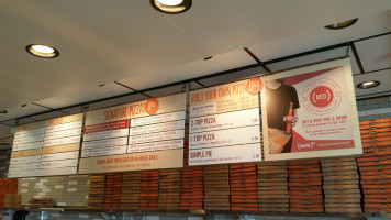 Blaze Pizza food