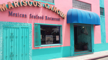 Mariscos Cancun Mexican Seafood outside