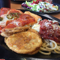 Shakey's Pizza Parlor food