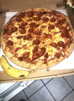 Dalia's Pizza food