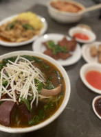 Huong Tra food